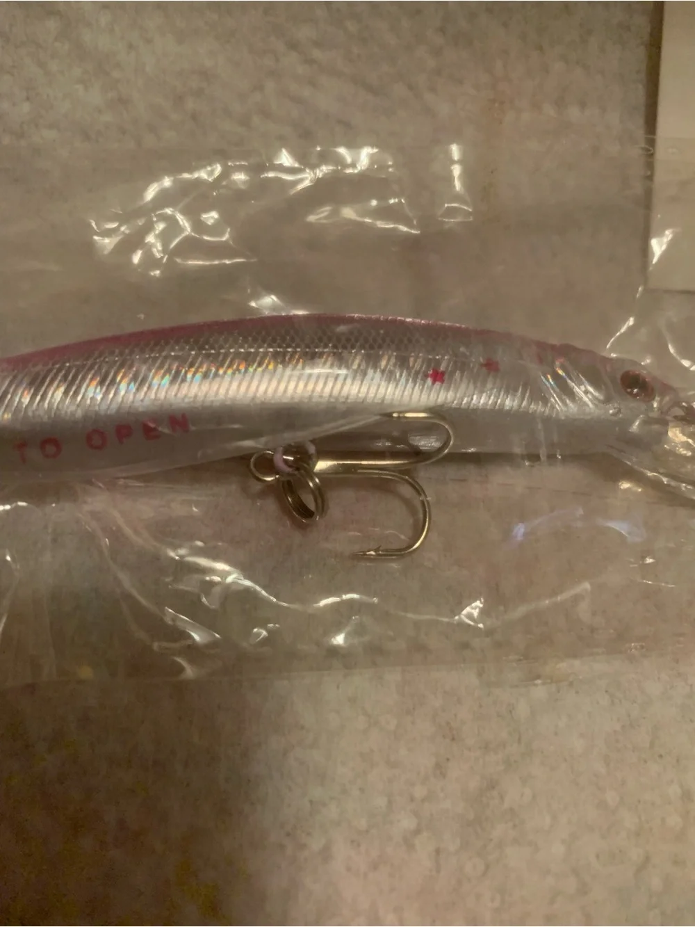 NEW Silver and Pink Fishing Lure - Premium Fresh or Saltwater with Treble Hooks
